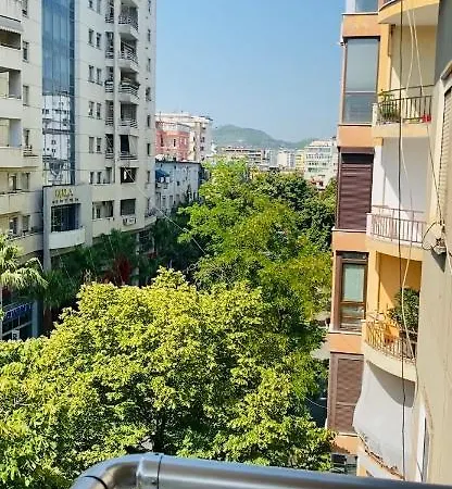 Lilo'S Place Tirana Exterior photo